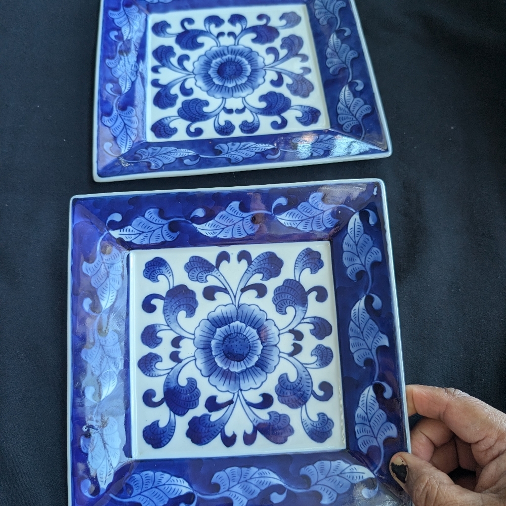 Set Of 2 Blue Floral Square Ceramic Plates